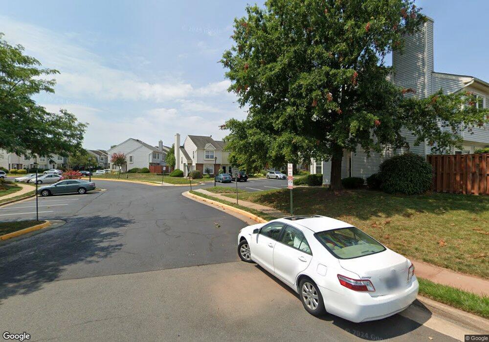 46709 Atwood Square, Sterling, VA 20164 - photo 1