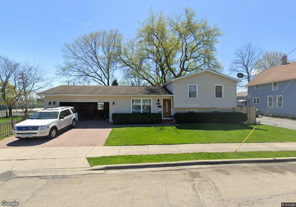 1519 Dodge Ave, Waukegan, IL 60085 - photo 1