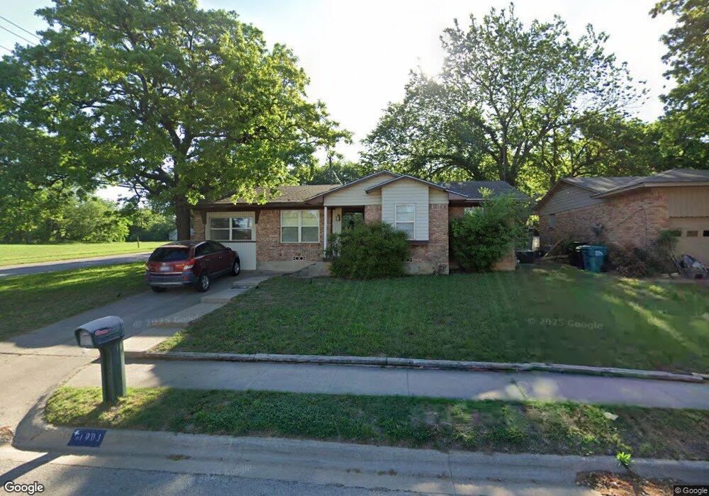 1903 Mercedes Rd, Denton, TX 76205 - photo 1