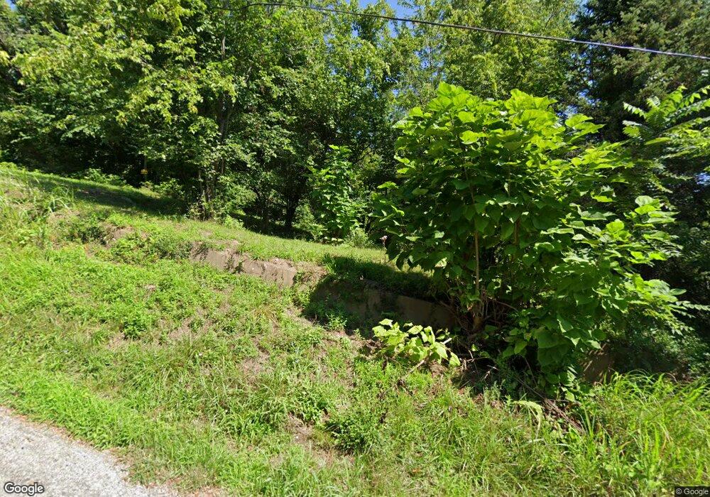 212 Beech St, Hannibal, MO 63401 - photo 1