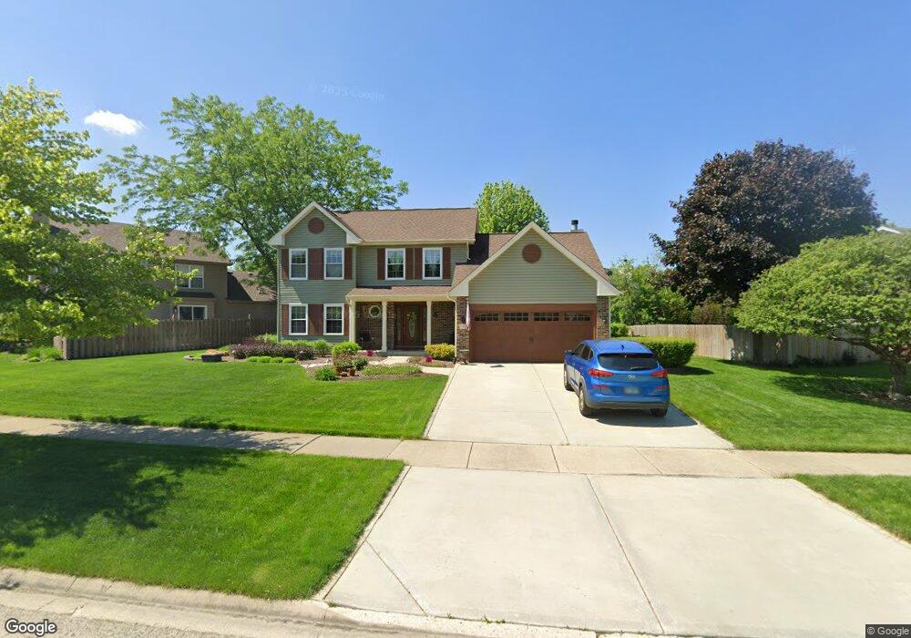 707 Pinehurst Ln, Oswego, IL 60543 - photo 1