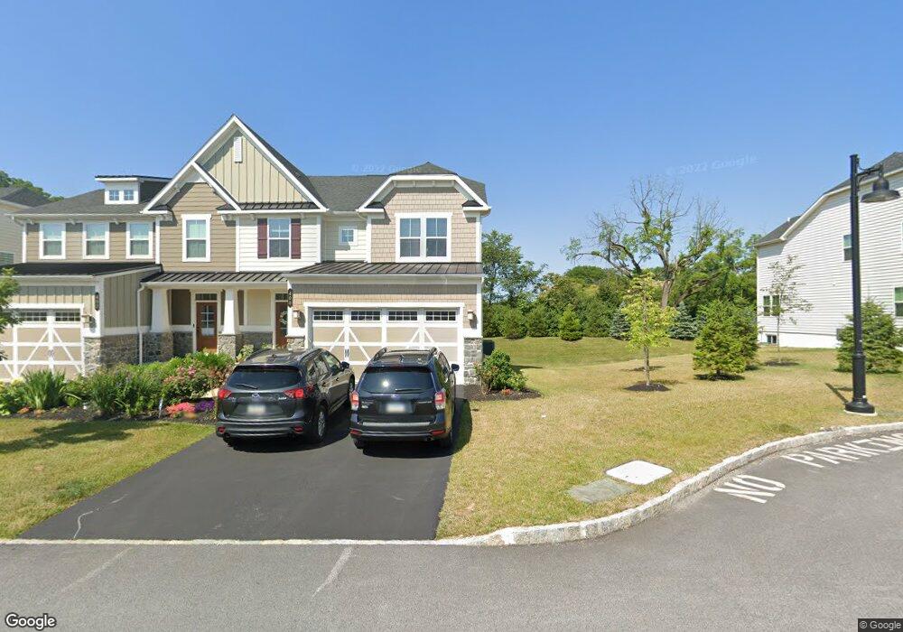 400 Quarry Point Rd, Malvern, PA 19355 - photo 1