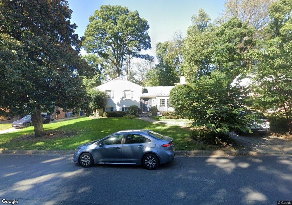 7307 Pinecastle Rd, Falls Church, VA 22043 - photo 1