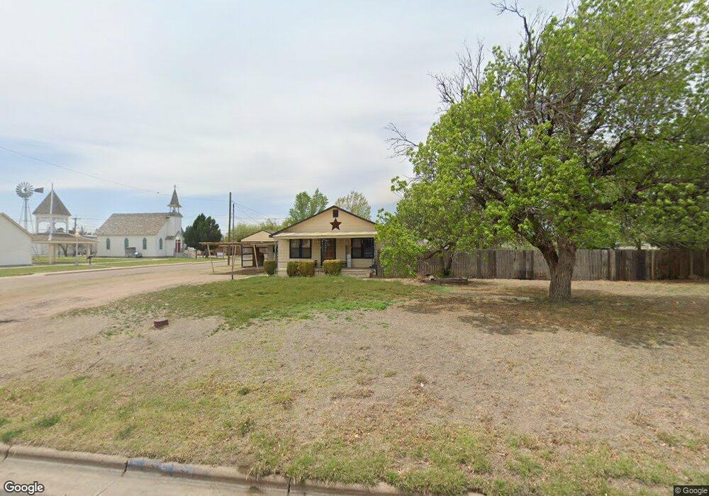 815 S Adams St, Hugoton, KS 67951 - photo 1