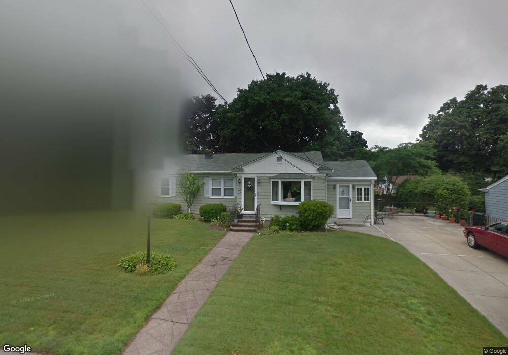 47 Rotary Dr, Johnston, RI 02919 - photo 1