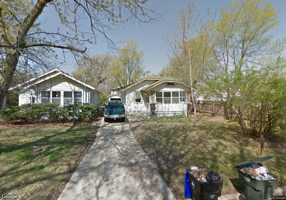 1005 SW Watson Ave, Topeka, KS 66604 - photo 1