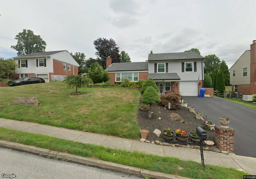 723 Elgin Rd, Newtown Square, PA 19073 - photo 1