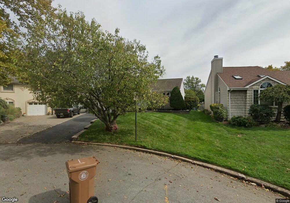 3 Kent Cir, Linden, NJ 07036 - photo 1