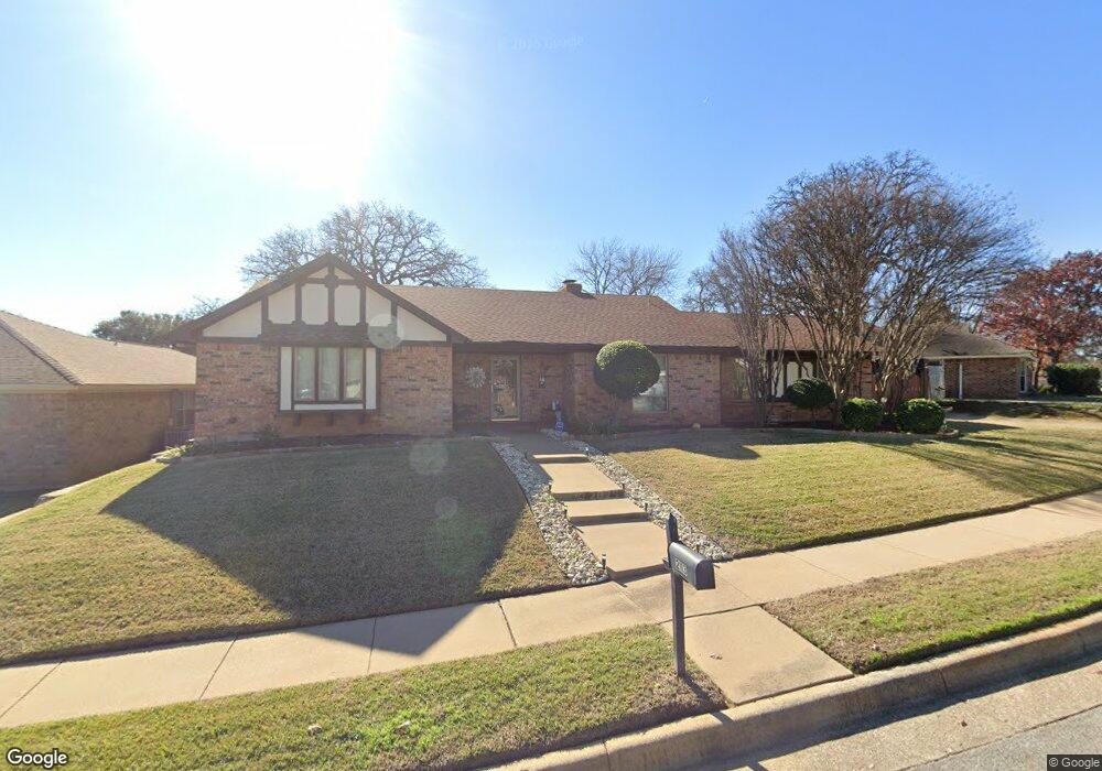 2113 Oakmeadow St, Bedford, TX 76021 - photo 1