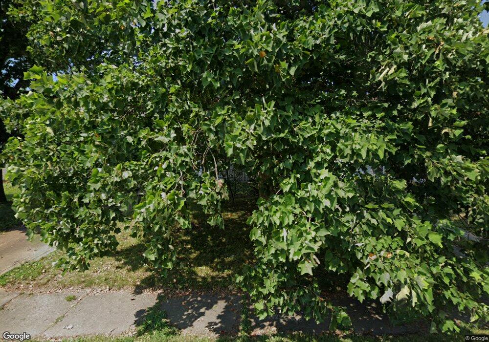 621 S Roys Ave, Columbus, OH 43204 - photo 1