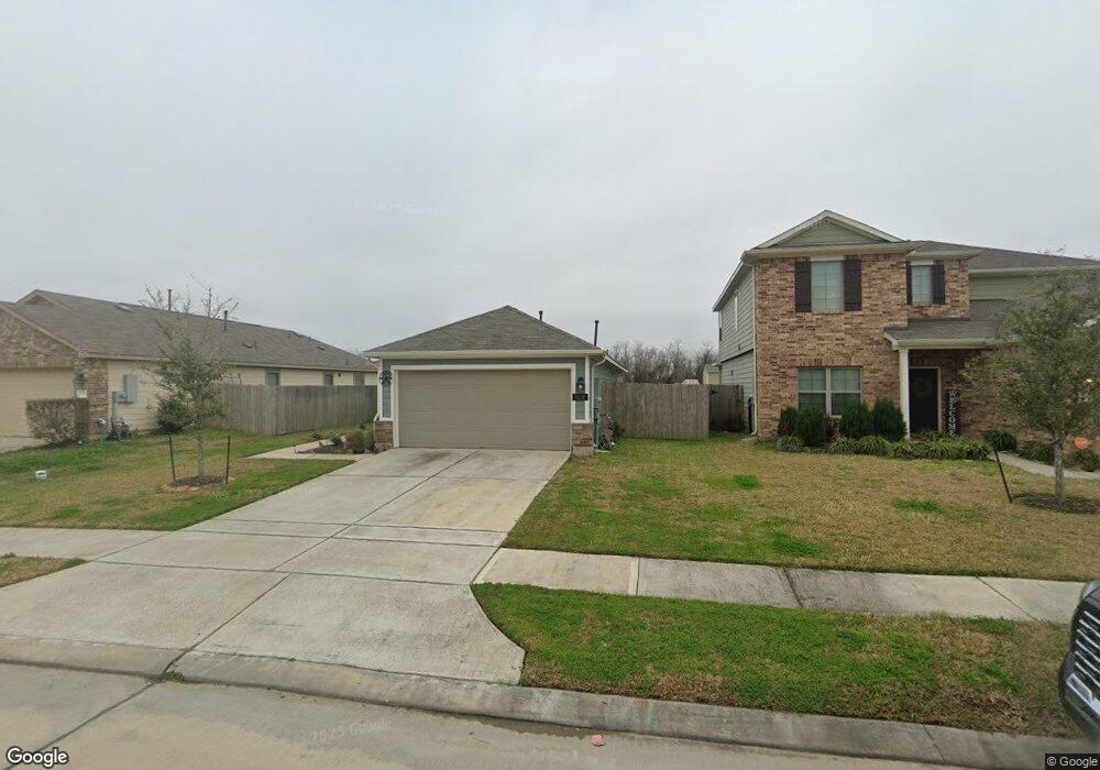 1231 Steed Bluff Dr, Alvin, TX 77511 - photo 1