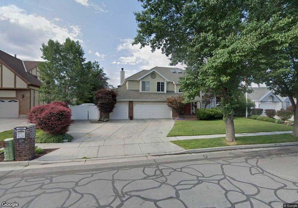 1892 Summer Meadow Dr, Sandy, UT 84093 - photo 1