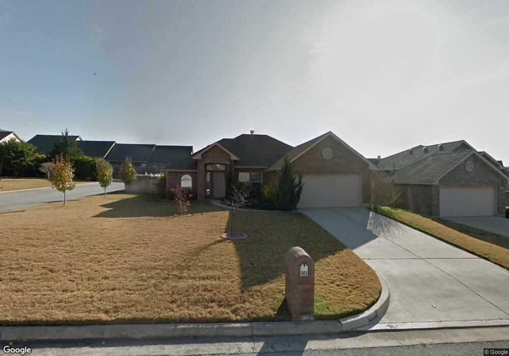 301 Ridge View Ct, Decatur, TX 76234 - photo 1