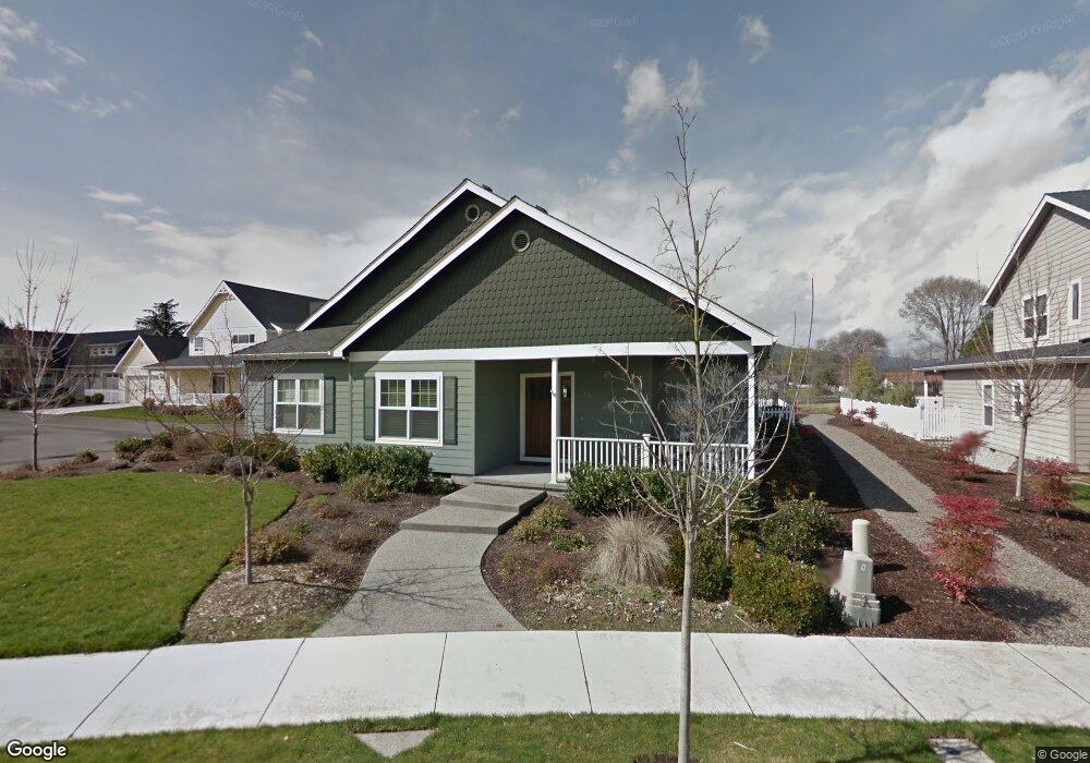 811 Buck Point St, Central Point, OR 97502 - photo 1