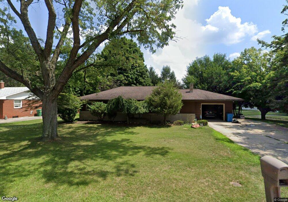 101 N Fairview Ave, Niles, MI 49120 - photo 1