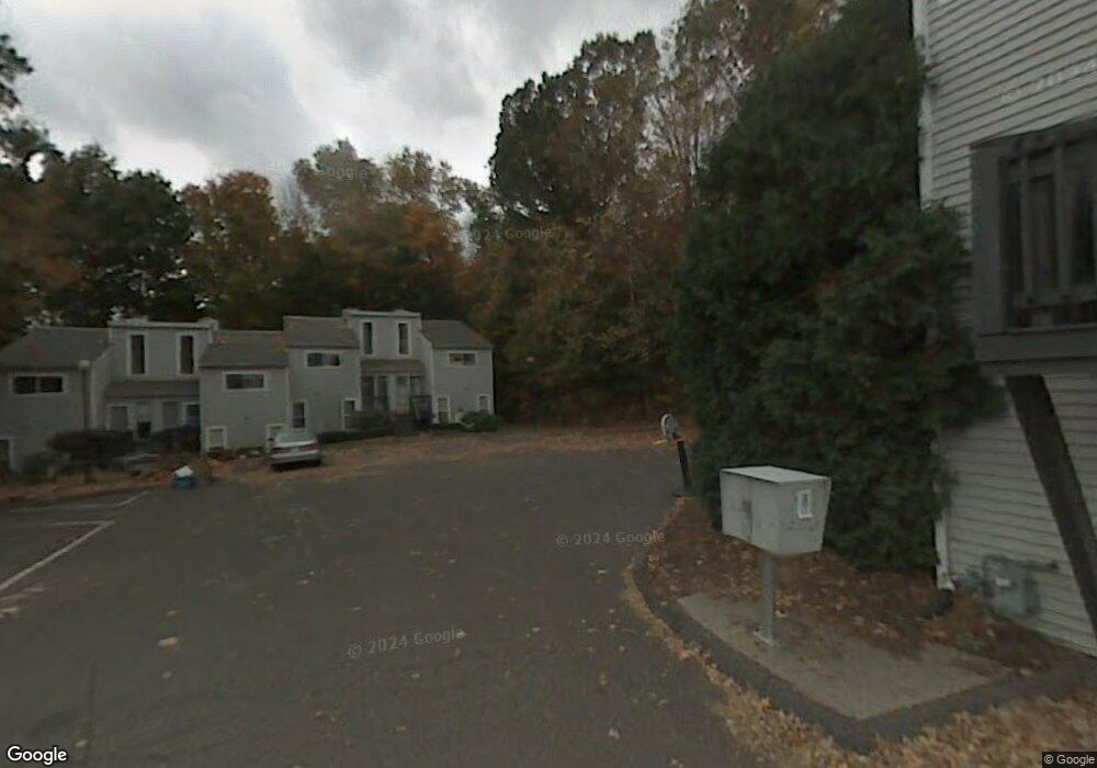 35 Glenview Dr, Cromwell, CT 06416 - photo 1