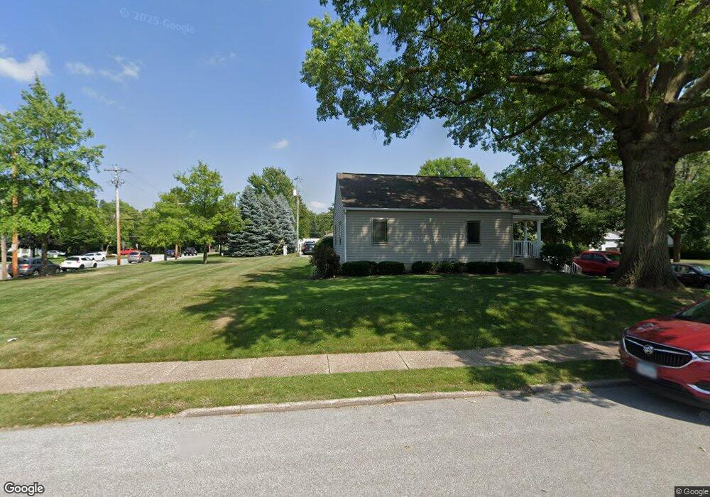 2229 Adams St, Davenport, IA 52803 - photo 1