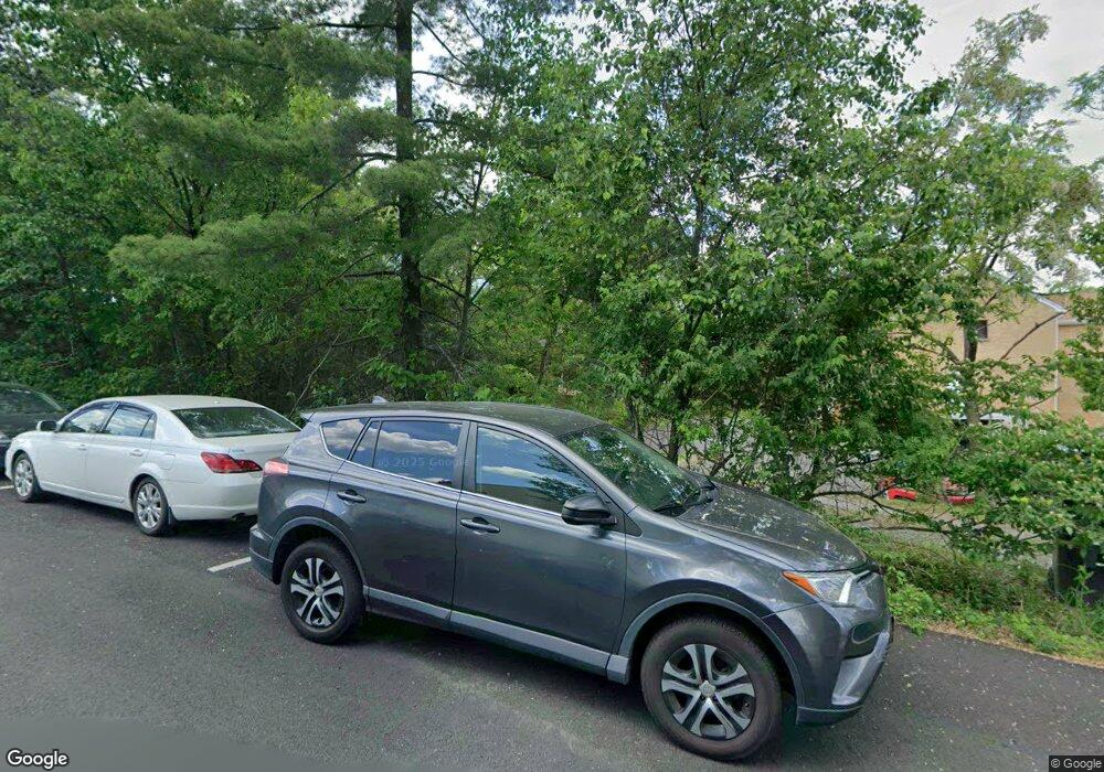 8215 Wolftrap Rd, Vienna, VA 22182 - photo 1