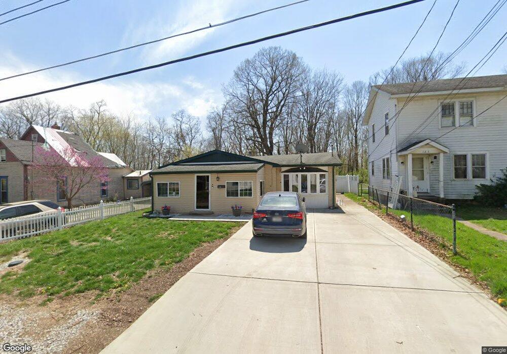 121 Court St, Anderson, IN 46012 - photo 1