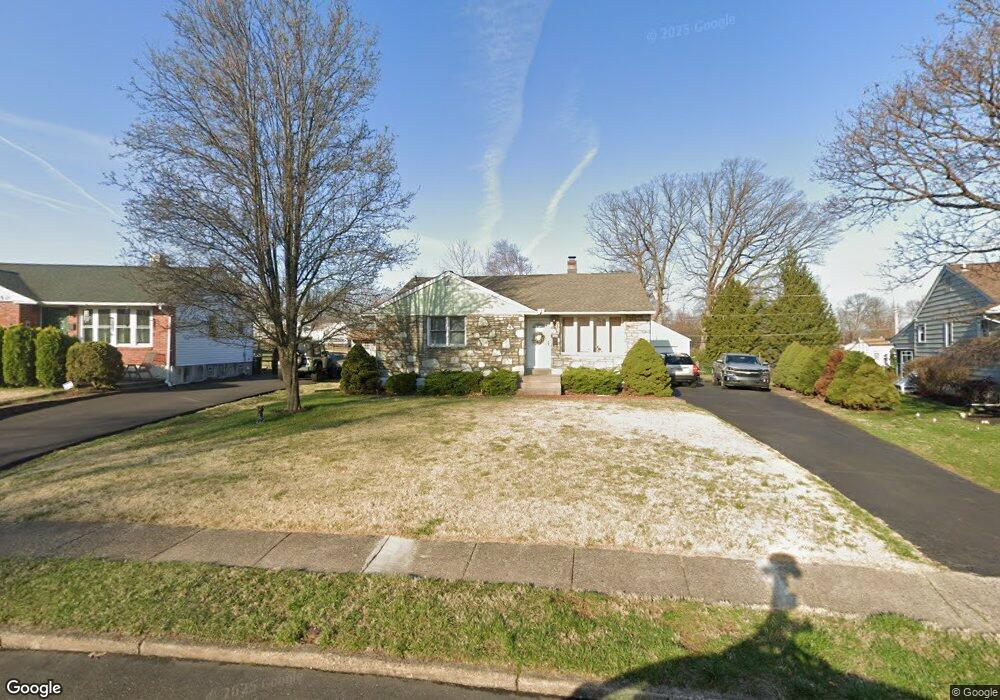 3760 Round Meadow Ln, Hatboro, PA 19040 - photo 1