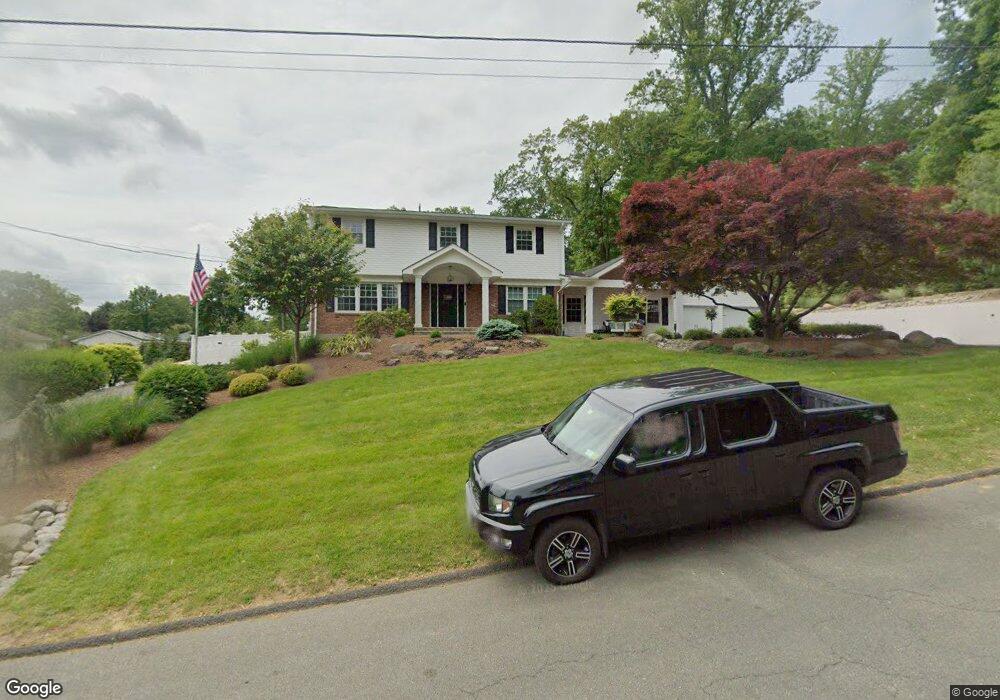 10 Angus Ln, New City, NY 10956 - photo 1