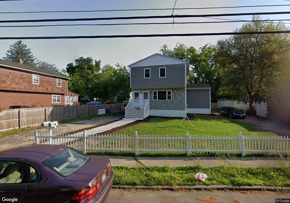 484 Columbus Ave unit 1, Stratford, CT 06615 - photo 1