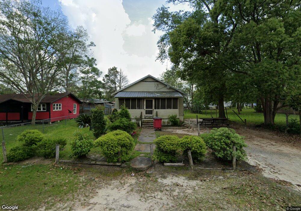 708 1/2 Leach Ln, Tifton, GA 31794 - photo 1