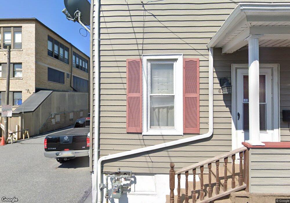 617 N Manhattan Ct, Hazleton, PA 18201 - photo 1