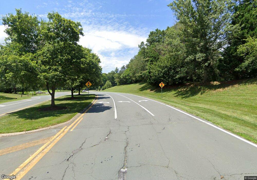 60 Ashwood Blvd unit 36684407, Charlottesville, VA 22911 - photo 1