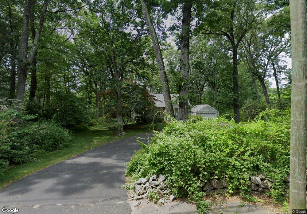 211 E Rocks Rd, Norwalk, CT 06851 - photo 1