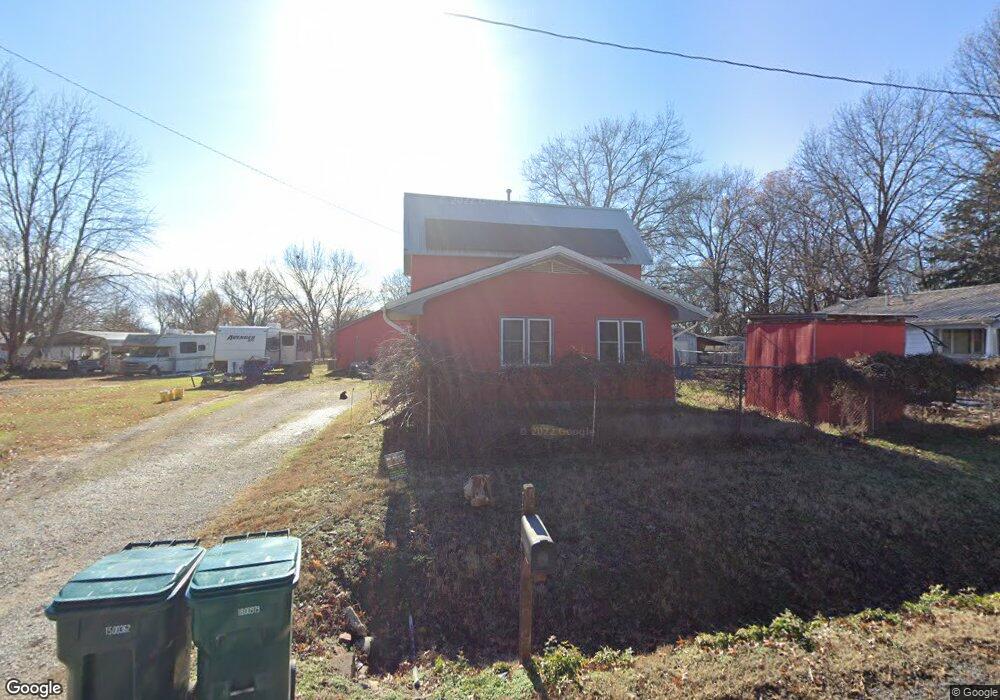 2214 Briggs Ave, Parsons, KS 67357 - photo 1