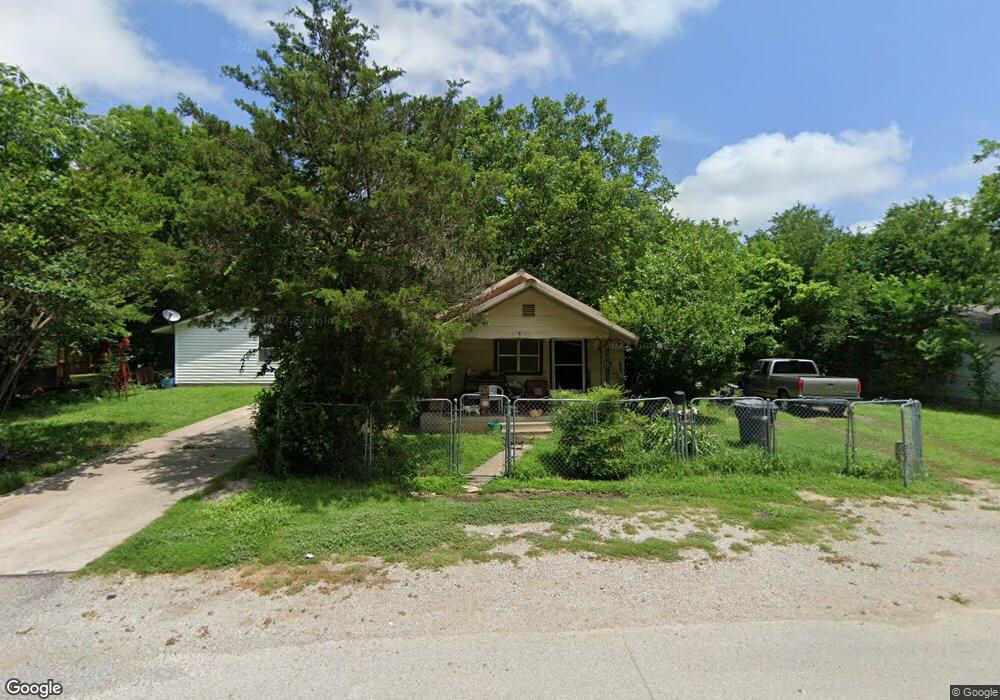 709 E Broadway St, Ardmore, OK 73401 - photo 1