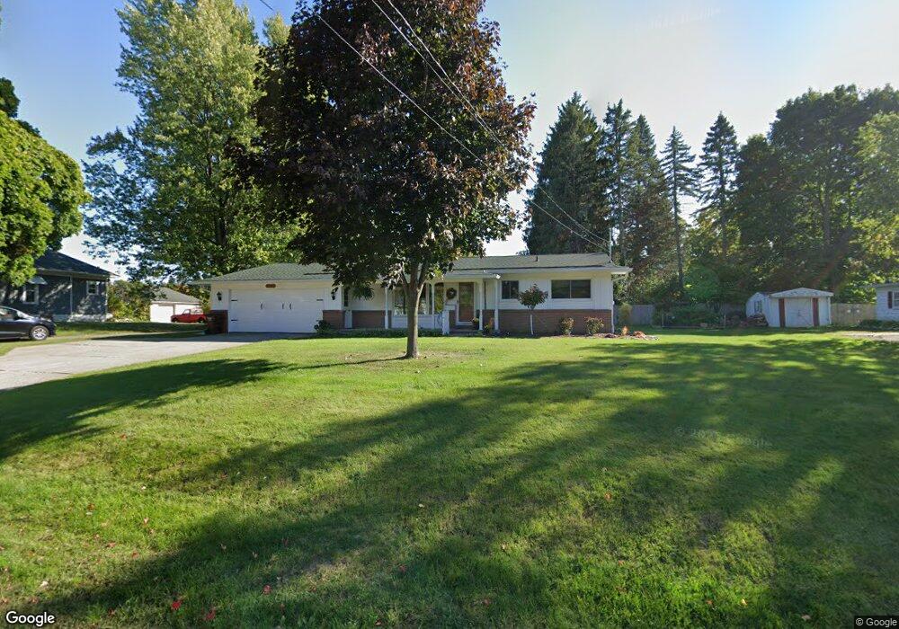 3807 W Willow St, Lansing, MI 48917 - photo 1