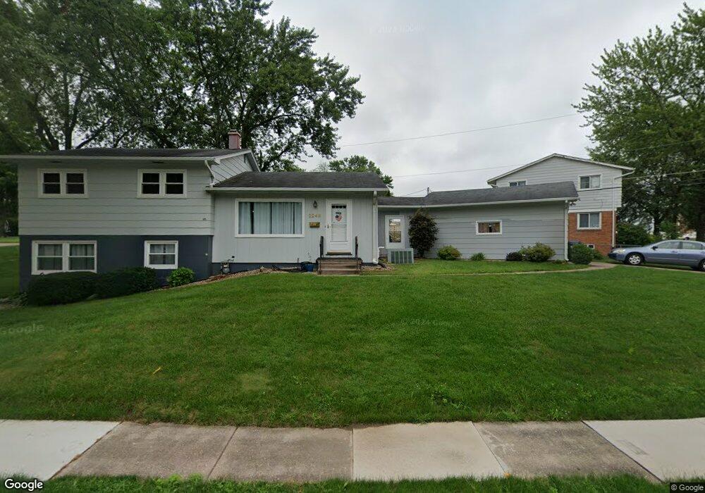 2245 W Columbia Ave, Davenport, IA 52804 - photo 1