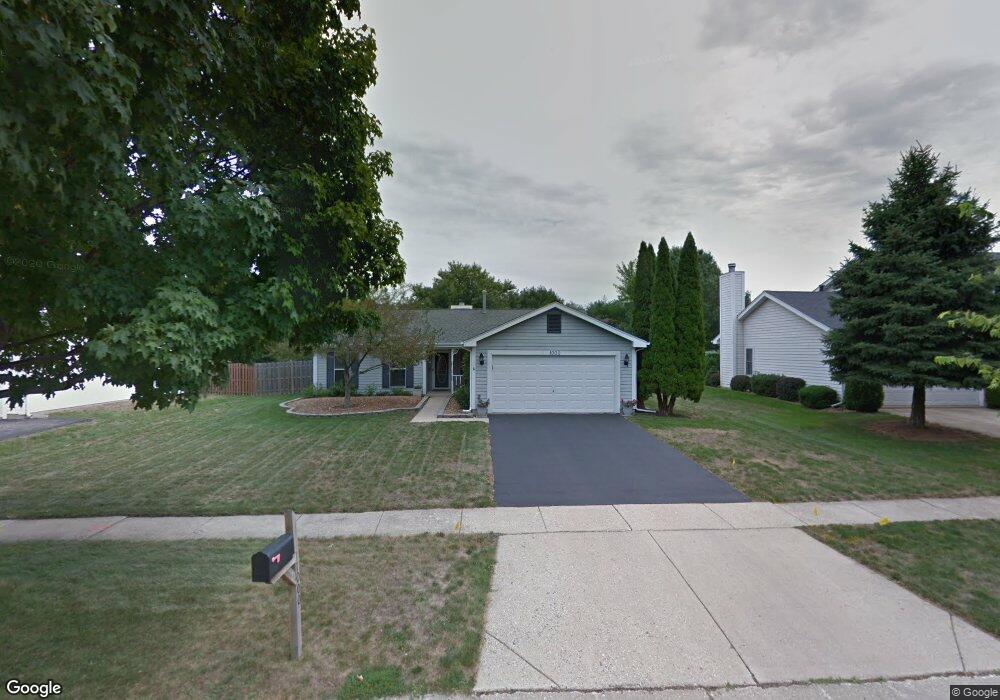 1000 Thornewood Ln, Algonquin, IL 60102 - photo 1