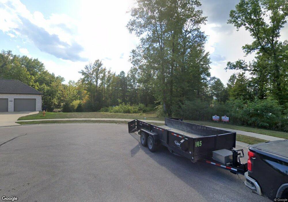 1697 Tipton Pointe Ct, Columbus, IN 47201 - photo 1