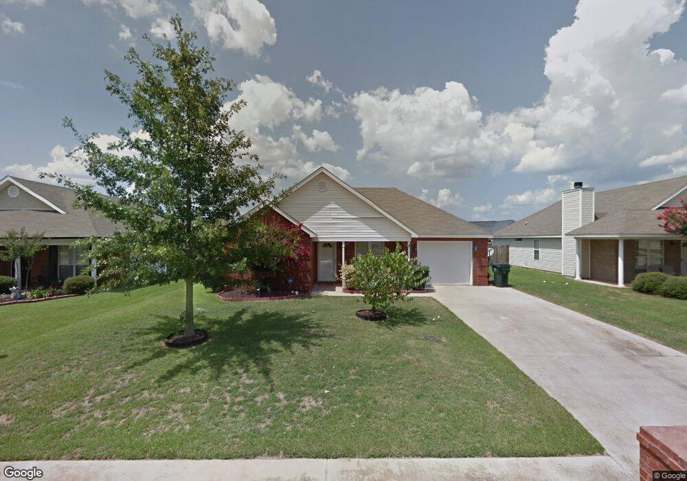 216 Wembley Dr, Warner Robins, GA 31088 - photo 1