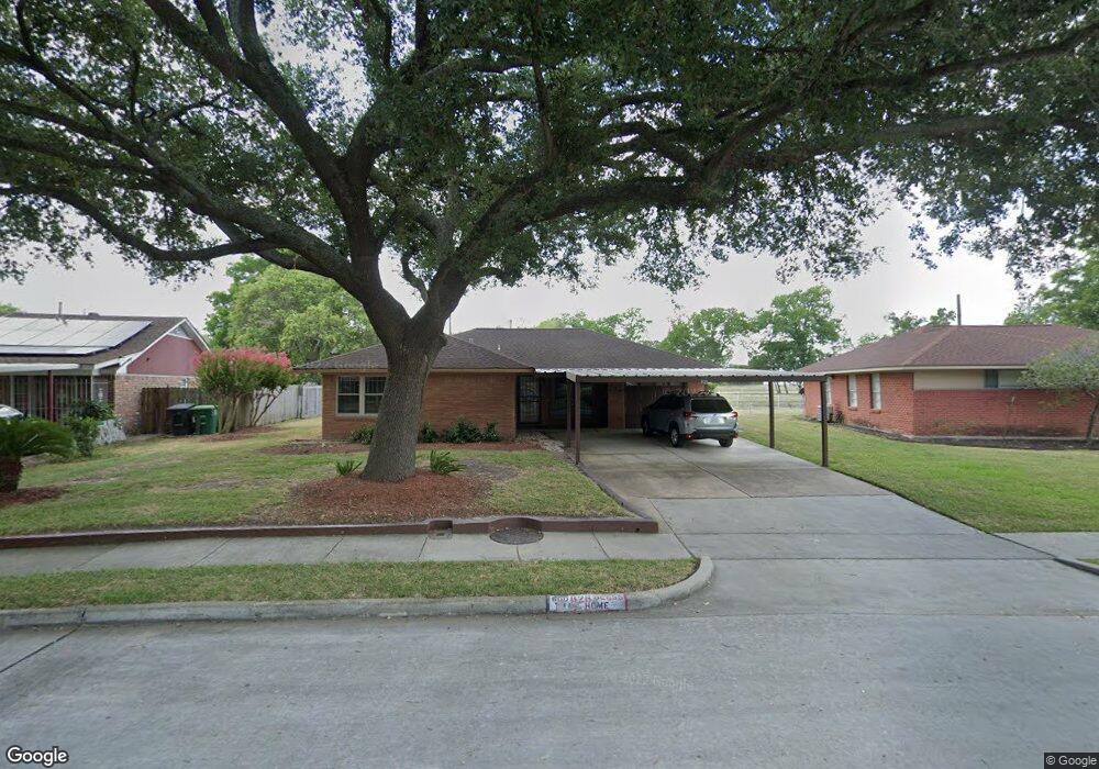 626 Nest Ln, Houston, TX 77022 - photo 1