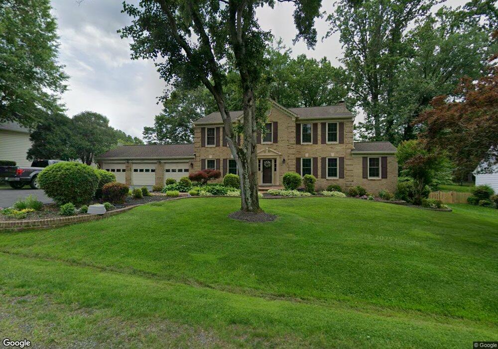 10801 Glen Mist Ln, Fairfax, VA 22030 - photo 1