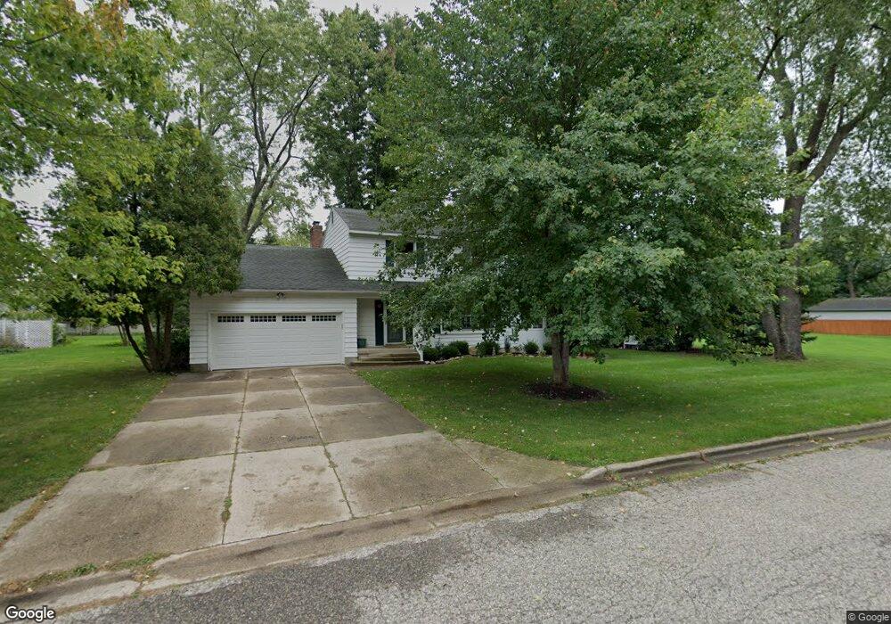 1051 Beech St, Lowell, MI 49331 - photo 1