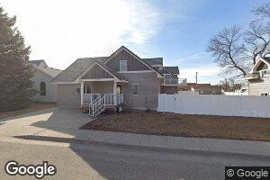 211 S 4th St, Ipswich, SD 57451