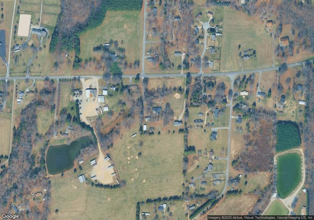 846 Mocksville Hwy, Statesville, NC 28625 - photo 1