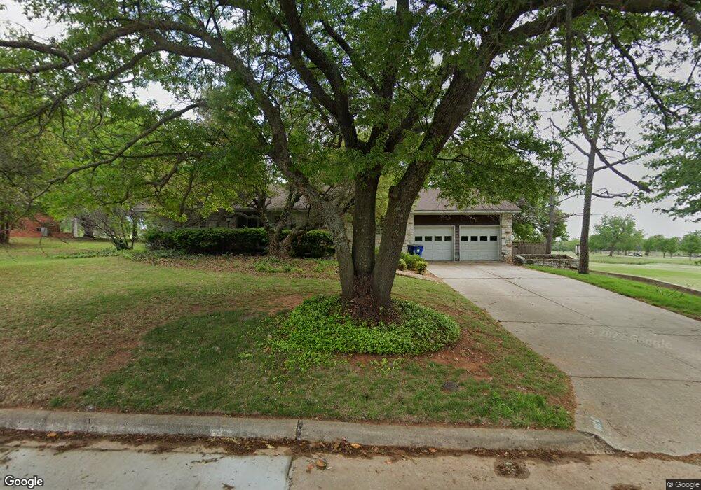 1010 Alpine Dr, Duncan, OK 73533 - photo 1