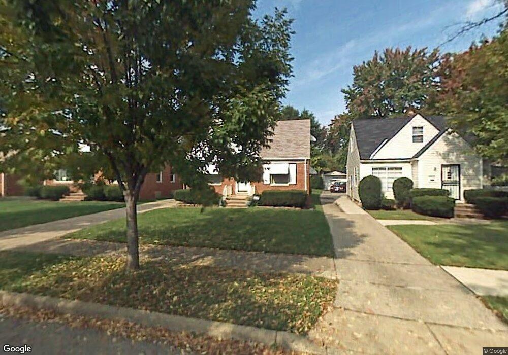 18415 Mapleboro Ave, Maple Heights, OH 44137 - photo 1