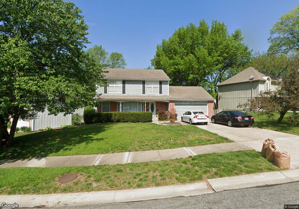 10332 Westgate St, Lenexa, KS 66215 - photo 1