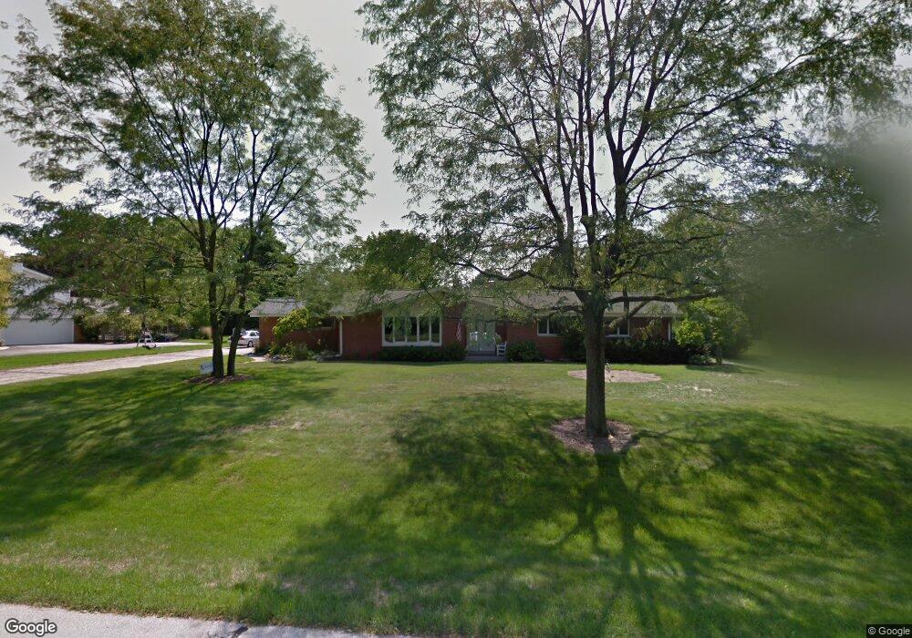 13005 Lee Ct, Elm Grove, WI 53122 - photo 1