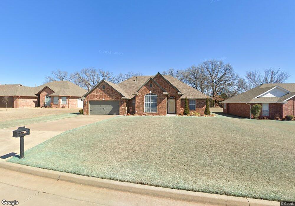 1509 Cedar Bend Ct, Shawnee, OK 74804 - photo 1