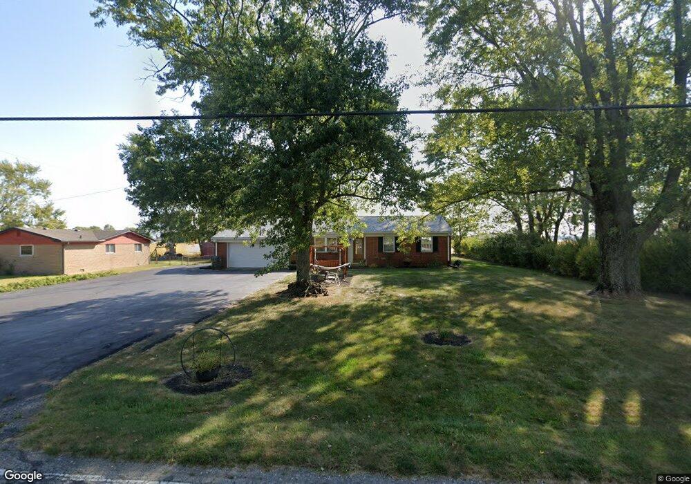 5839 S 100 W, Fountaintown, IN 46130 - photo 1