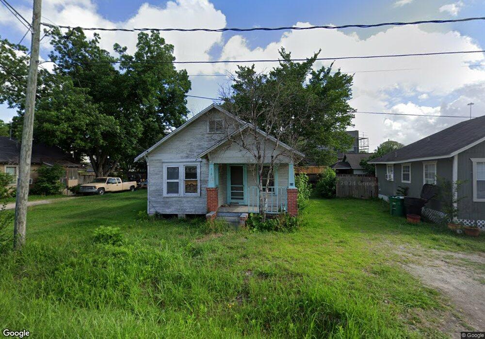 6801 6803 N Main St, Houston, TX 77008 - photo 1