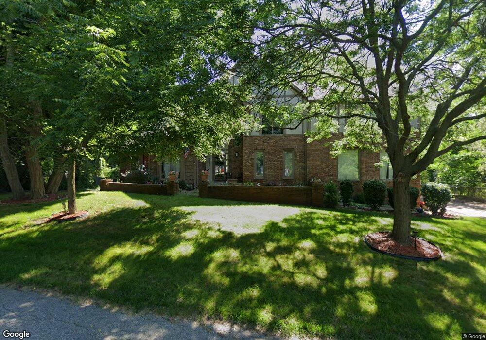 1551 Tamson St, West Bloomfield, MI 48324 - photo 1